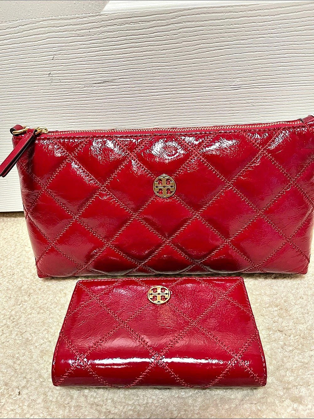 Tory Burch Quilted Patent Clutch & Wallet in Red NWT